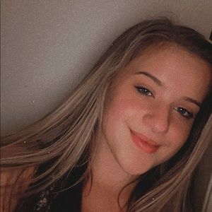 Meet your Posher, Halle